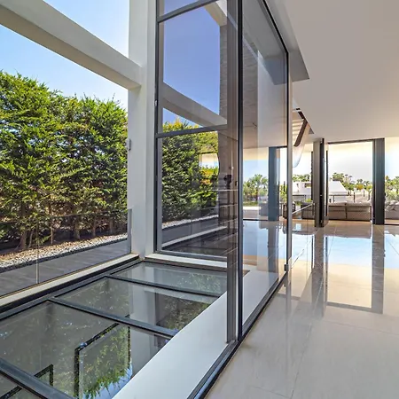Willa Luxury Close To The Golf