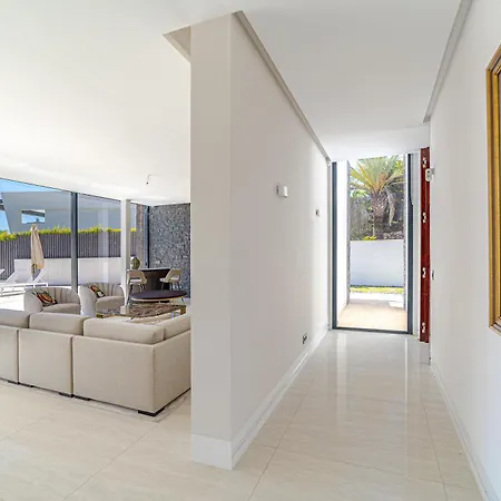 Willa Luxury Close To The Golf