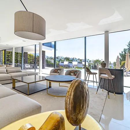 Luxury Close To The Golf Willa